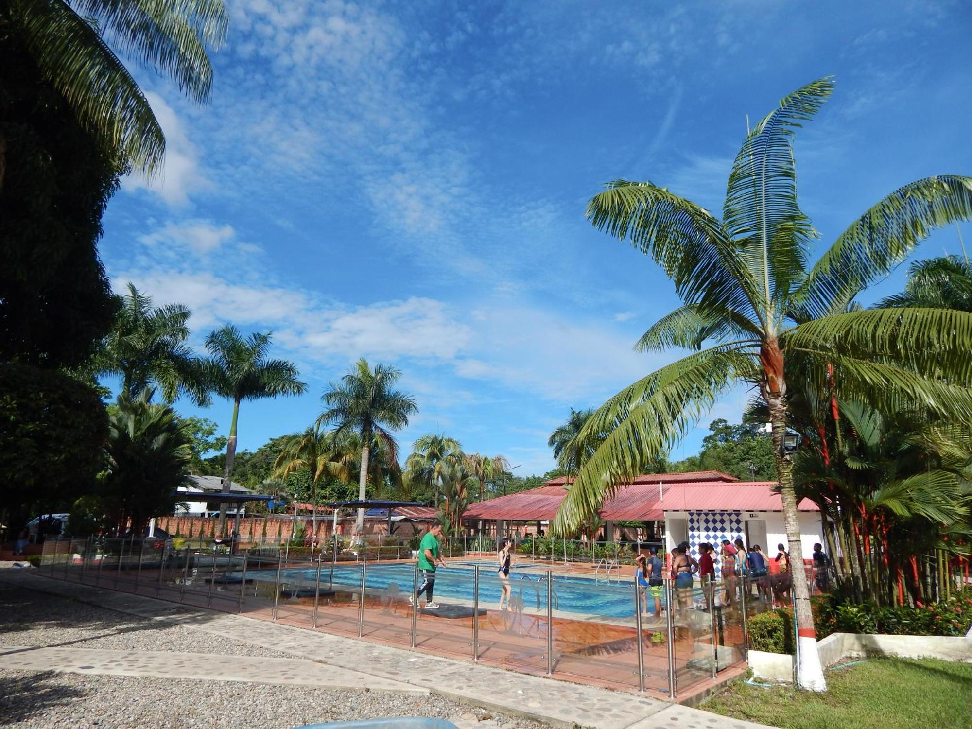 Hotel Campestre Las Palmas Sas Villavicencio Kültér fotó