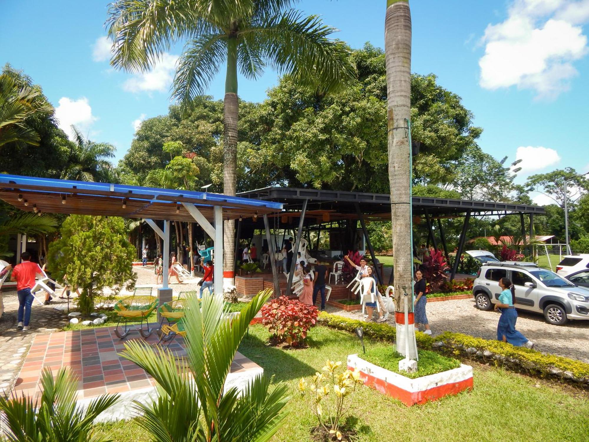 Hotel Campestre Las Palmas Sas Villavicencio Kültér fotó